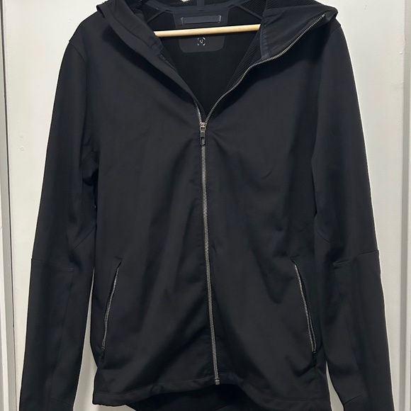 Lululemon Men's Jacket with Hood Black Size L Worn Once Like New - Picture 1 of 6